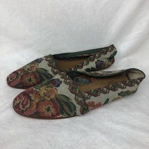 Vintage floral knit flats with leather soles